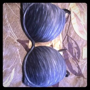 Pink Victoria’s Secret 32D